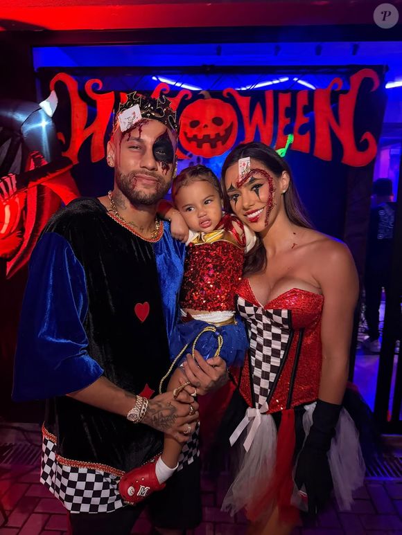 Filha mais velha de Neymar e Bruna Biancardi, Mavie também participou do Halloween