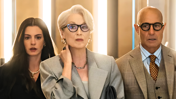 Após bilheteria mundial de R$ 3,5 bilhões em sete semanas, 'O Diabo Veste Prada 2' já tem data de estreia no streaming marcada; a boa notícia é que será ainda este mês