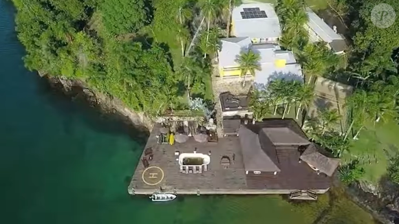 A mansão na Ilha Comprida, em Angra dos Reis (RJ), é o centro da disputa envolvendo Richarlison, a WT Administração de Imóveis e o advogado Willer Tomaz