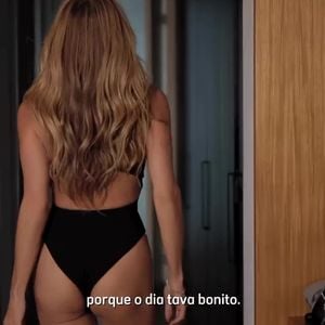 Bumbum de Adriane Galisteu também roubou a cena no Instagram