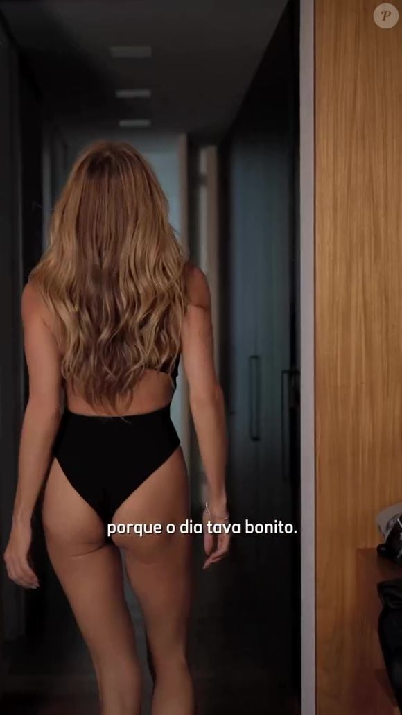 Bumbum de Adriane Galisteu também roubou a cena no Instagram