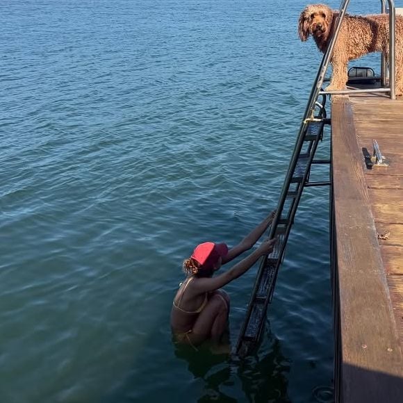 Sasha curtiu o mar de Angra dos Reis, no Rio de Janeiro