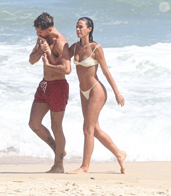 Bruna Marquezine e João Guilherme começaram 2025 assim como em 2024: juntos, mas vidente crava que separação ocorre esse ano