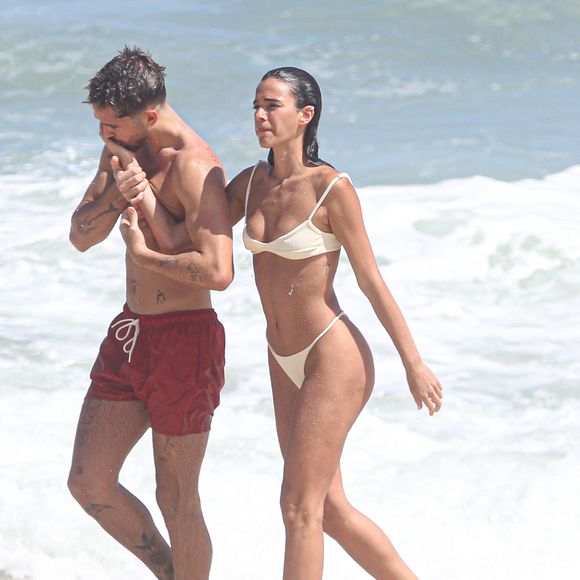 Bruna Marquezine e João Guilherme começaram 2025 assim como em 2024: juntos, mas vidente crava que separação ocorre esse ano