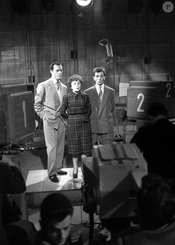 Édith Piaf se tornou um dos maiores símbolos da música francesa, mas sua atuação durante a ocupação nazista também marcou sua história