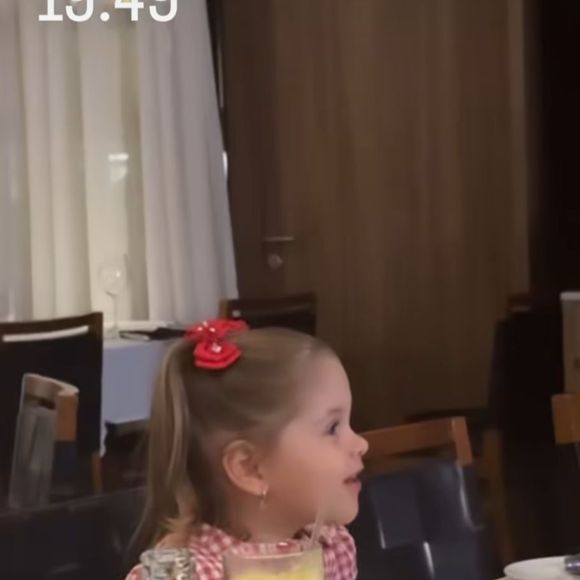 Na noite desta segunda-feira (12), Virginia Fonseca compartilhou com os seguidores a respeito do jantar.