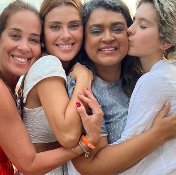 Preta Gil já revelou que sentia ciúmes de Ivete Sangalo com Carolina Dieckmmann no começo da amizade