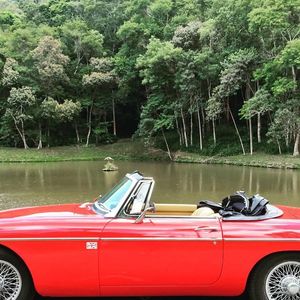 William Bonner já publicou diversas fotos da coleção de carros antigos no perfil oficial do Instagram