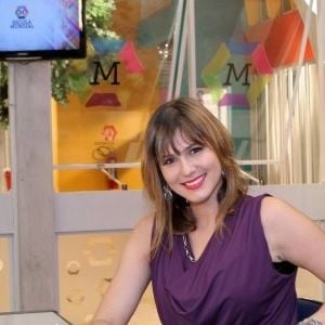 Lívia Andrade antes e depois: 'Carrossel' (2012) marcou estreia como atriz, vivendo a professora Suzana, elevada a vilã na versão nacional