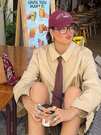 A Adidas já tem sua versão dos tênis da Isabel Marant: mais elegantes, na cor caramelo salgado e por menos de R$ 220