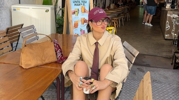 A Adidas já tem sua versão dos tênis da Isabel Marant: mais elegantes, na cor caramelo salgado e por menos de R$ 220