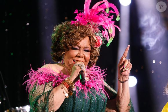 Alcione não assumiu relações publicamente após o fim do casamento com Chiquinho da Mangueira, no final dos anos 1990