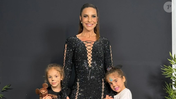 Ivete Sangalo foi mãe de gêmeas após os 40 anos