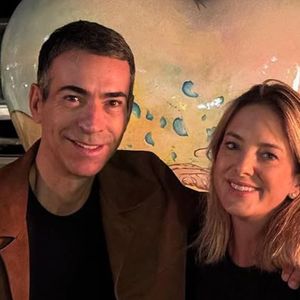 Ticiane Pinheiro e César Tralli curtem 'vale night' sem filhos durante viagem de casal e apresentadora comemora: 'Namorar seu marido'