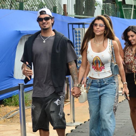 Gabriel Medina e a namorada, Isabella Arantes, mobilizaram as redes sociais nesta segunda-feira (20)