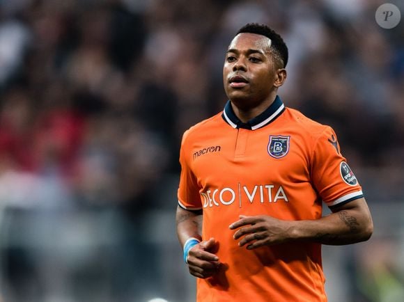 Robinho chegou a ser detido para conceder esclarecimentos