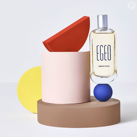 Com proposta jovial e uma combinação entre notas frescas e o calor do âmbar, o Egeo Original segue sendo uma aposta certeira para diferentes ocasiões, de festas a eventos formais