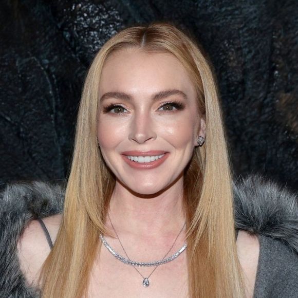 O segredo da beleza de Lindsay Lohan é sua dieta: atriz come balde de salada proteica e biscoito sem glúten para cuidar do corpo