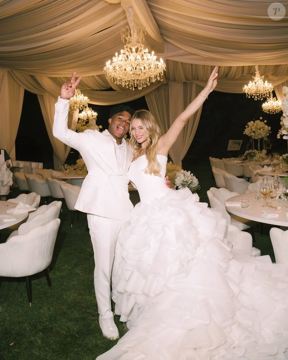 Casamento de Endrick e Gabriely Miranda aconteceu em setembro de 2024; em julho de 2025 (foto), uma nova festa para marcar a união