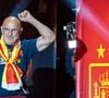 Luis de la Fuente chama atenção pela forma física e pelos músculos definidos aos 65 anos