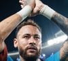 'Vagabundo': Neymar é atacado durante confusão em vitória do Santos na Copa do Brasil 2026, em 4 de agosto de 2026
