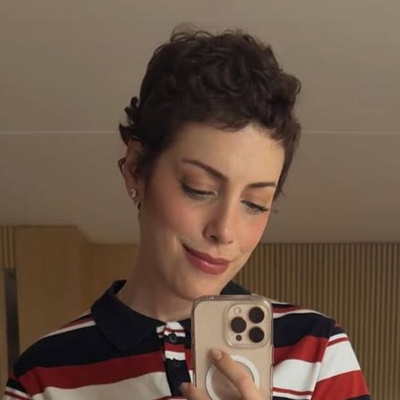 Fabiana Justus revela dieta restritiva para lidar com novo tratamento de saúde em meio à remissão do câncer: 'Não como açúcar, não como carboidrato'