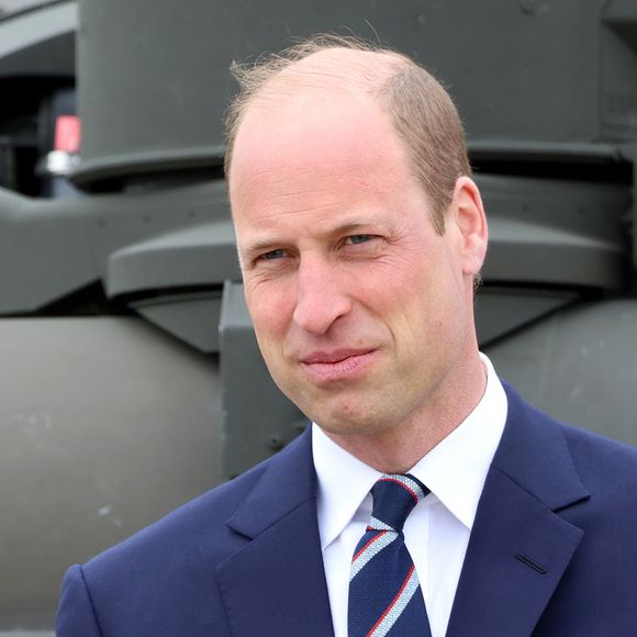 Já os homens, como é o caso de William, se reúnem na sala de jantar às 8h30 para um café mais reforçado com ovos, bacon e cogumelos