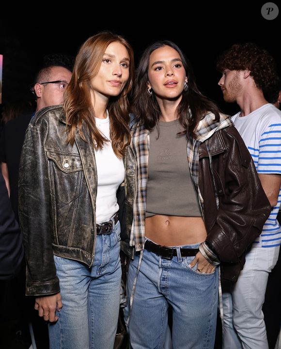 Bruna Marquezine e Sasha Meneghel são amigas desde a infância