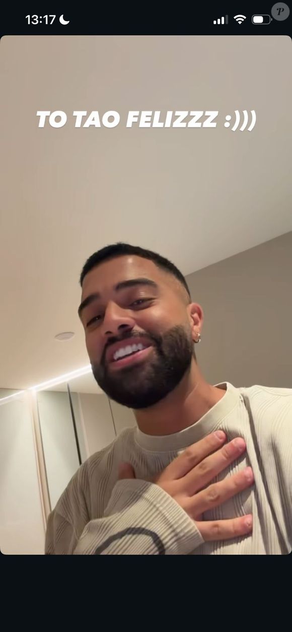 'Muito feliz': celebrou o melhor amigo de Virgínia, após ganhar presente de Vini Jr.