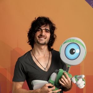 Fiuk - BBB 21: Ele foi finalista, mas sua performance foi bem aquém do esperado. Sem narrativas próprias e com pouquíssima atividade no jogo, ele é lembrado apenas pelos memes