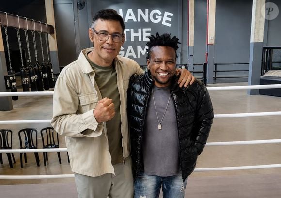 No projeto, Minotauro e Thiago visitam comunidades proporcionando campeonatos onde os vencedores ganham uma reforma em seus centros de treinamento