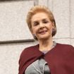 Aos 87 anos, Carolina Herrera escolhe salto alto para desfile de sua marca e viraliza por mobilidade e autonomia: 'Vou malhar e fazer pilates a vida toda pra ser assim'