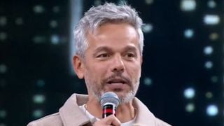 'Otaviano Costa conseguiu atrapalhar o grupo sem dançar': afastado do 'Dança dos Famosos' após lesão, artista vira polêmica na web