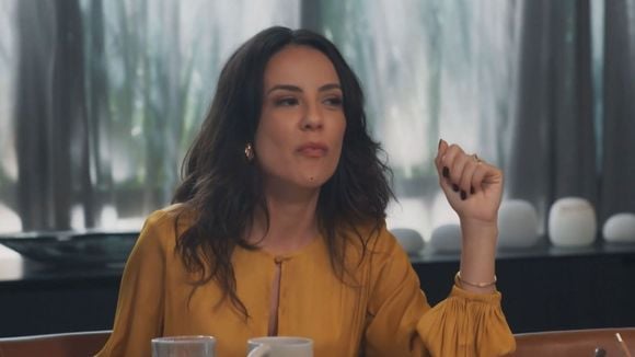 Segundo a psicologia, pessoas que esperam que todos sejam servidos antes de comer geralmente apresentam estas 7 características que revelam sua educação