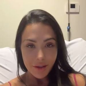 Gracyanne Barbosa lamentou que o destino quis que ela ficasse fora do 'Dança dos Famosos'