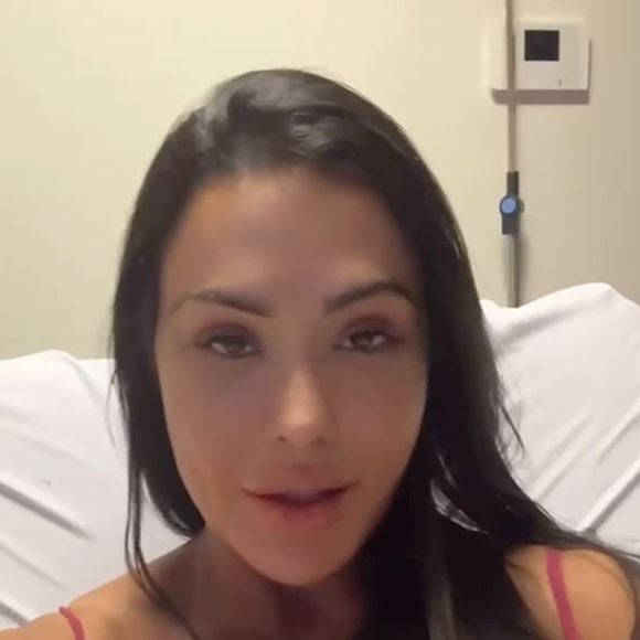 Gracyanne Barbosa lamentou que o destino quis que ela ficasse fora do 'Dança dos Famosos'