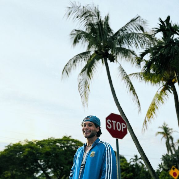 Quem também está em Miami é Zé Felipe, que está morando nos EUA por um tempo