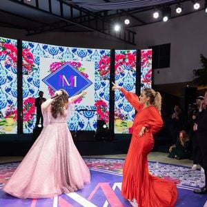 Tânia Mara curtiu a pista de dança na festa de 15 anos da filha, Maysa