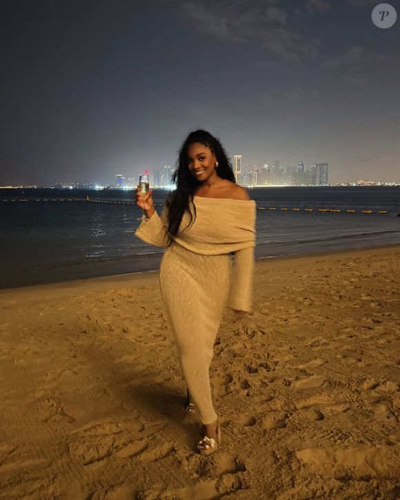 Samantha Johnson, apresentadora do sorteio da Copa do Mundo 2026, já apresentou eventos organizados pelas Nações Unidas