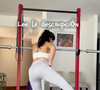 Entre os exercícios estão elevações laterais, chutes com caneleiras e diversas opções para seu treino