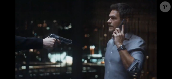 Téo (Emílio Dantas) é assassinado por Alexandre (Pedro Novaes) em trailer do filme de 'A Viagem'
