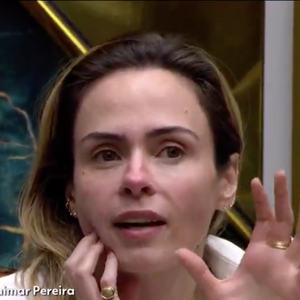 "A Xuxa nunca teve medo de ser ela. Ela apresentou o programa e disse que tinha que ir mesmo... É muito forte", lembrou Ana Paula