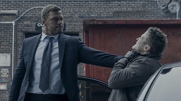 Além de ter um enorme desequilíbrio hormonal e sentir que seu corpo estava “desmoronando”, Alan Ritchson contou que sofreu uma fratura na articulação acromioclavicular do ombro após a primeira temporada de 'Reacher'