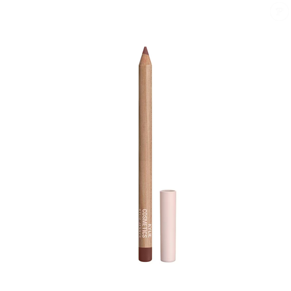 Nos lábios, a preparação com o Cloud Balm foi essencial antes do combo com o Plumping Lip Liner nas cores 'Cool Nude' e 'Chill Brown'