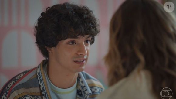 Em 'Vale Tudo', Tiago (Pedro Waddington) fica em uma encruzilhada ao descobrir segredo 'podre' de Heleninha (Paolla Oliveira)