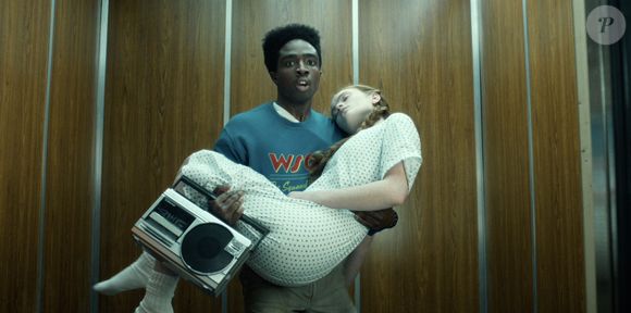 'Stranger Things': Caleb McLaughlin tem 24 anos e continua na série, mas com um visual diferente e beleza irradiante