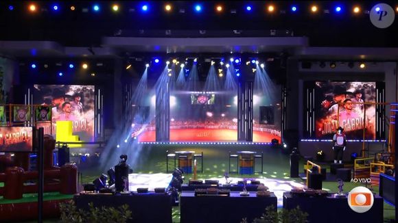 João Gabriel é o anfitrião da noite na primeira Festa do Líder do "BBB 25", e o evento tem um tema que combina perfeitamente com sua trajetória: rodeio!