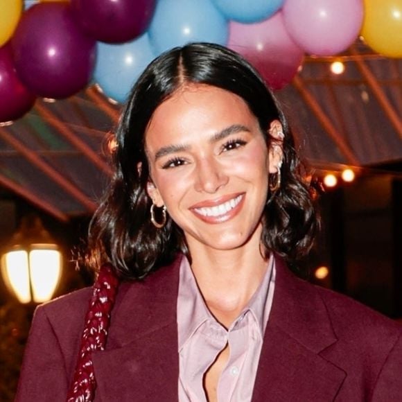 Festa de aniversário de Bruna Marquezine tem 8 proibições inusitadas aos convidados: não pode som alto e nem nudez