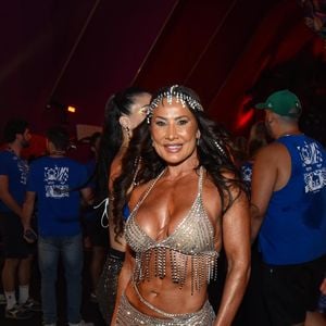 Scheila Carvalho aproveita o carnaval de Salvador em camarote