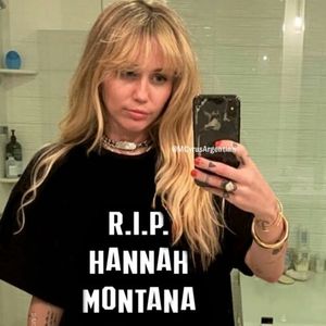Apesar das polêmicas, Miley Cyrus sempre tratou Hannah Montana com respeito - constantemente fazendo referências